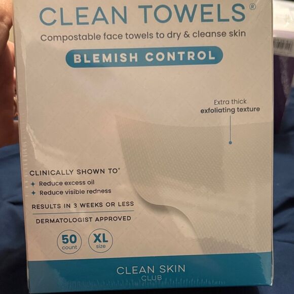 Clean Skin Club Clean Towels - White - Picture 1 of 4